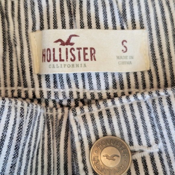 Hollister Striped Cropped Fitted Pants - Picture 7 of 11